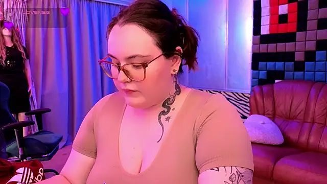 Snapshot of CatherineClaire chatting on July 18, 2026, 4:48 pm CatherineClaire online show from July 18, 2026, 4:48 pm