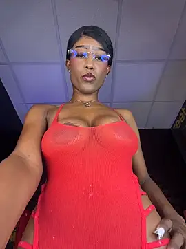 CocoaLuxeXXX online show from May 21, 2026, 1:30 pm