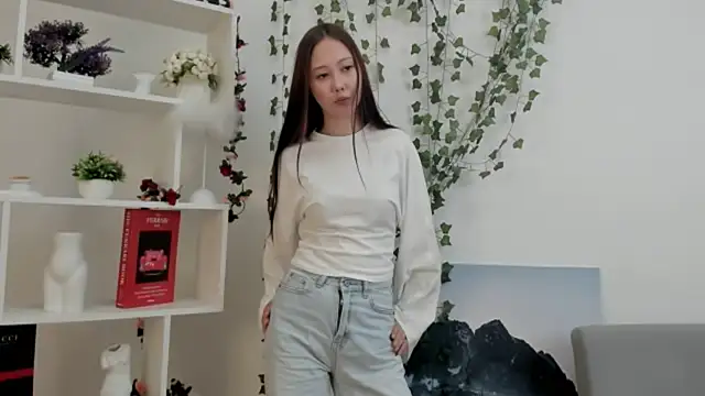 Snapshot of CherieAppel chatting on April 24, 2026, 1:35 pm CherieAppel online show from April 24, 2026, 1:35 pm