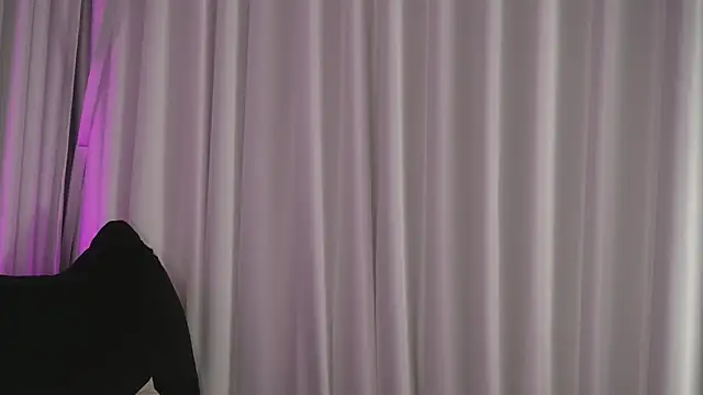 Snapshot of Tessa_ruxh chatting on May 22, 2026, 11:19 am Tessa ruxh online show from May 22, 2026, 11:19 am