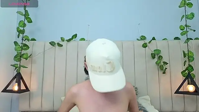 milan zapata online show from April 23, 2026, 10:22 pm