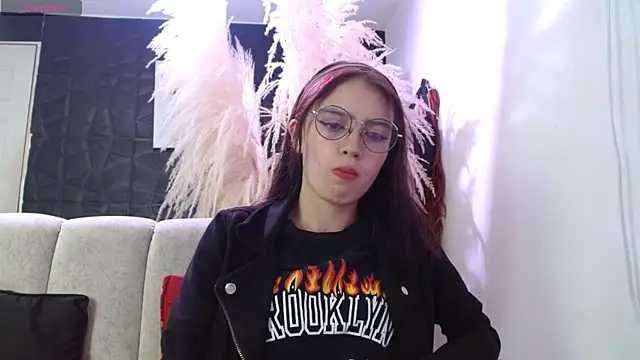 jaide16092020 online show from June 11, 2026, 8:17 pm