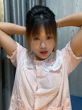 Snapshot of Ly-sexyy chatting on May 1, 2026, 8:47 pm Ly-sexyy online show from May 1, 2026, 8:47 pm