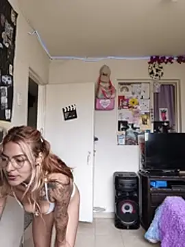 evafuckasd online show from July 17, 2026, 6:27 pm