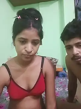 hot-couple-0 online show from May 23, 2026, 8:46 am