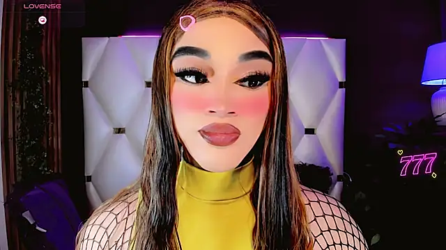 Snapshot of Camila_Vasquezz1 chatting on June 9, 2026, 11:55 am Camila Vasquezz1 online show from June 9, 2026, 11:55 am