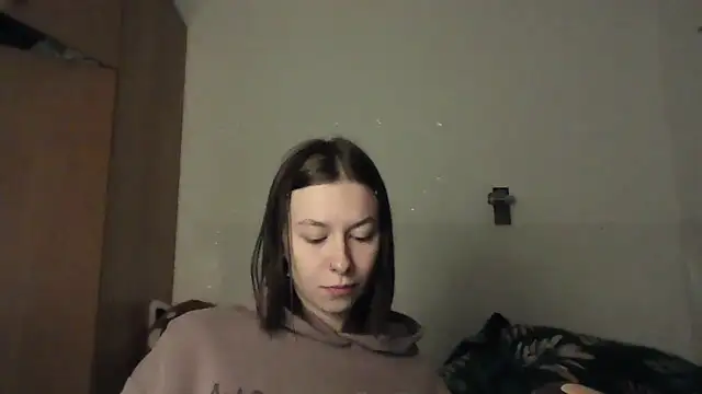 Snapshot of JuicyErika chatting on April 26, 2026, 8:39 pm JuicyErika online show from April 26, 2026, 8:39 pm