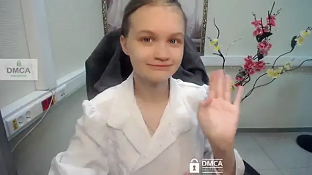  donnaSia  online show from August 5, 2026, 9:58 am