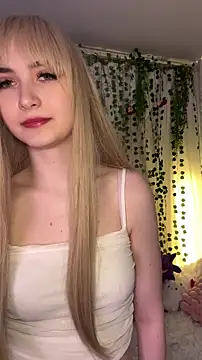 Snapshot of MarlboroWeb chatting on May 13, 2026, 9:55 pm MarlboroWeb online show from May 13, 2026, 9:55 pm