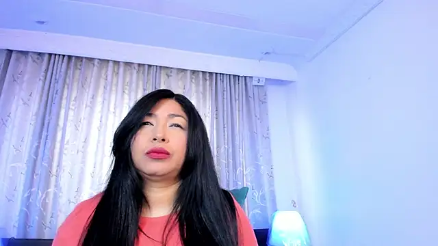 Snapshot of Victoria_kim_lee chatting on May 19, 2026, 12:12 pm Victoria kim lee online show from May 19, 2026, 12:12 pm
