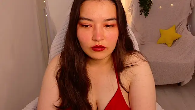 MomoRins online show from July 27, 2026, 9:55 pm