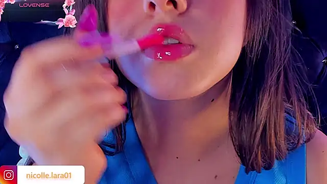 Snapshot of Kitty_rose01 chatting on June 20, 2026, 11:26 am Kitty rose01 online show from June 20, 2026, 11:26 am