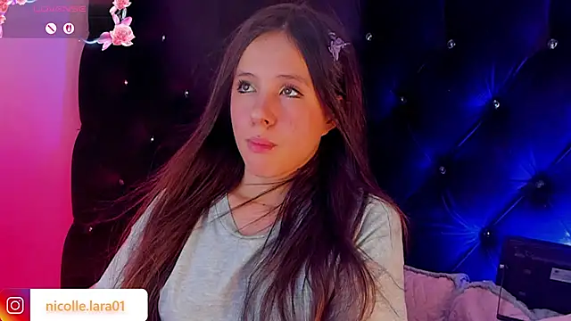 Snapshot of Kitty_rose01 chatting on June 26, 2026, 2:39 am Kitty rose01 online show from June 26, 2026, 2:39 am