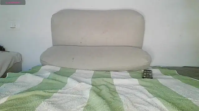 Snapshot of canarito18 chatting on May 2, 2026, 6:57 pm canarito18 online show from May 2, 2026, 6:57 pm