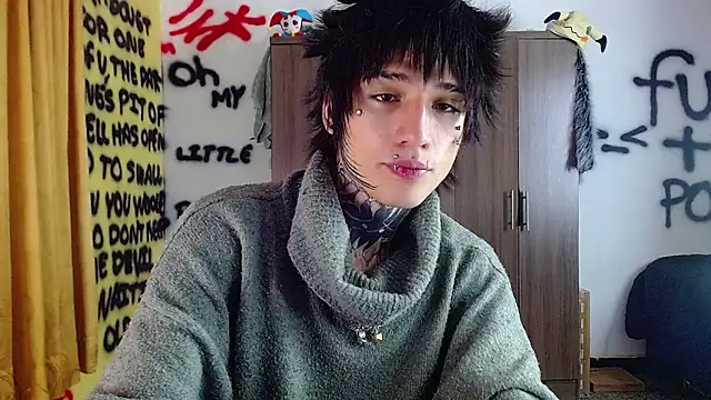 Snapshot of Ryoko_vishnu chatting on July 24, 2026, 1:01 am Ryoko vishnu online show from July 24, 2026, 1:01 am