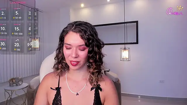 Snapshot of sienna_luxor chatting on April 30, 2026, 7:10 pm sienna luxor online show from April 30, 2026, 7:10 pm