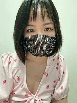 mollybaby-567 online show from May 8, 2026, 3:05 pm