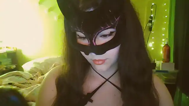 Snapshot of Conejita69n_n chatting on August 1, 2026, 5:05 am Conejita69n n online show from August 1, 2026, 5:05 am