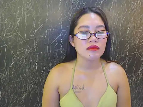 Snapshot of ur_prettychelsie chatting on April 26, 2026, 1:58 am ur prettychelsie online show from April 26, 2026, 1:58 am