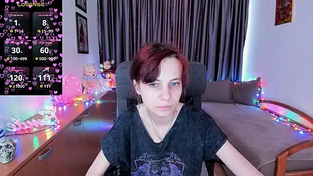 Snapshot of MiniLysii chatting on July 17, 2026, 6:21 am MiniLysii online show from July 17, 2026, 6:21 am