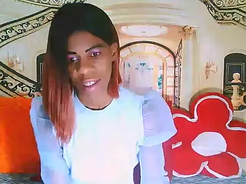 Snapshot of EbonySweetPeach chatting on May 4, 2026, 6:06 am EbonySweetPeach online show from May 4, 2026, 6:06 am