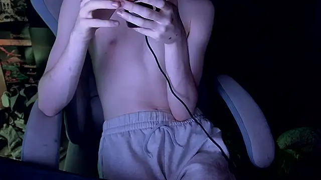 Snapshot of JackJ1345 chatting on August 4, 2026, 8:13 pm JackJ1345 online show from August 4, 2026, 8:13 pm