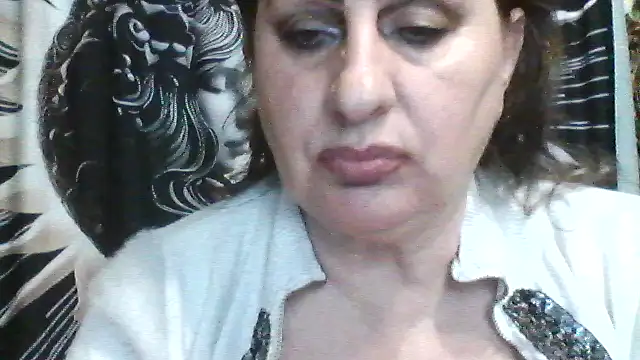 Snapshot of LoaqLovew chatting on April 30, 2026, 1:51 pm LoaqLovew online show from April 30, 2026, 1:51 pm