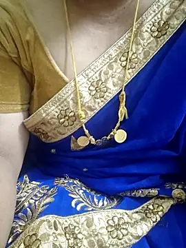 Snapshot of Call_Honey chatting on May 12, 2026, 5:08 pm Call Honey online show from May 12, 2026, 5:08 pm