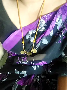 Snapshot of Call_Honey chatting on July 8, 2026, 5:30 am Call Honey online show from July 8, 2026, 5:30 am