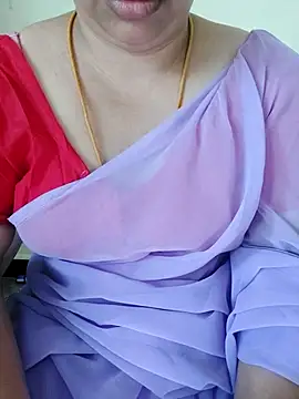 Snapshot of Call_Honey chatting on July 1, 2026, 4:57 am Call Honey online show from July 1, 2026, 4:57 am