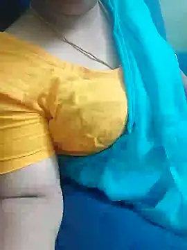 Snapshot of Call_Honey chatting on July 19, 2026, 12:19 am Call Honey online show from July 19, 2026, 12:19 am