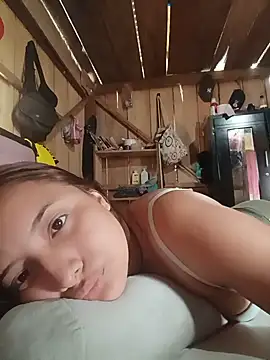 Snapshot of Soffia-zapata chatting on June 6, 2026, 2:33 pm Soffia-zapata online show from June 6, 2026, 2:33 pm
