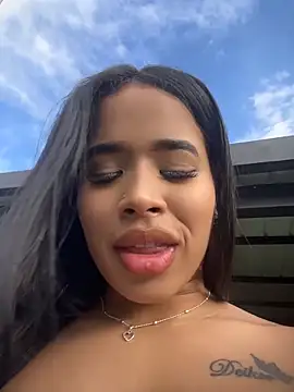 Snapshot of EmmaExoticaXXX chatting on June 16, 2026, 9:37 pm EmmaExoticaXXX online show from June 16, 2026, 9:37 pm