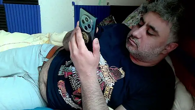 bearfilms online show from April 28, 2026, 9:57 am