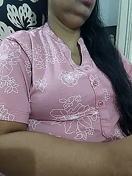 Snapshot of Nayana_456 chatting on August 1, 2026, 4:38 pm Nayana 456 online show from August 1, 2026, 4:38 pm