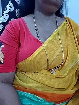 Snapshot of Nayana_456 chatting on July 27, 2026, 5:42 pm Nayana 456 online show from July 27, 2026, 5:42 pm