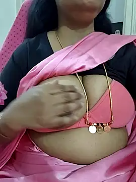 Snapshot of Nayana_456 chatting on June 25, 2026, 10:09 am Nayana 456 online show from June 25, 2026, 10:09 am