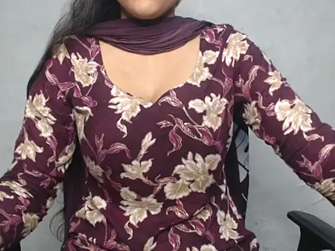 Snapshot of Shalini_Gaur chatting on July 24, 2026, 3:41 pm Shalini Gaur online show from July 24, 2026, 3:41 pm
