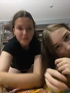 Snapshot of d0p34ng3l chatting on August 6, 2026, 5:30 pm d0p34ng3l online show from August 6, 2026, 5:30 pm