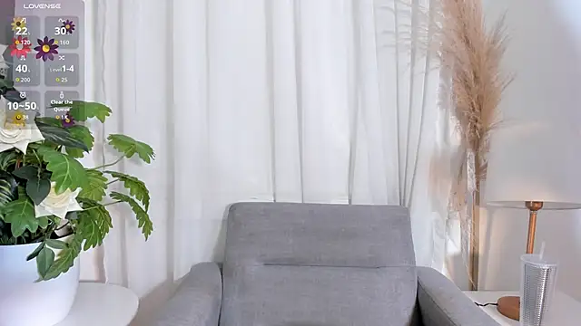 Snapshot of RachelArias chatting on May 23, 2026, 11:31 am RachelArias online show from May 23, 2026, 11:31 am
