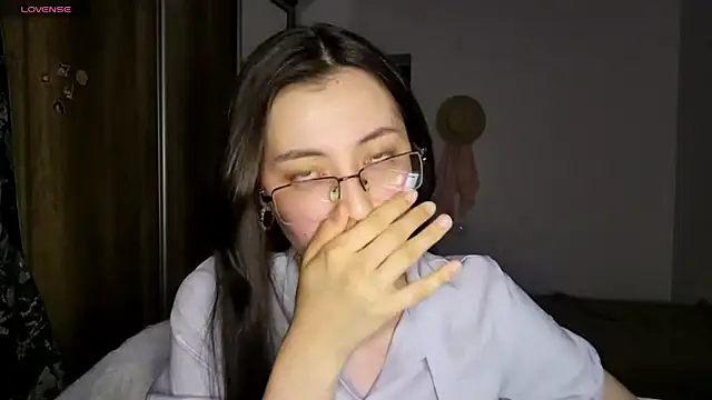 Snapshot of AshleyTropiano chatting on June 3, 2026, 4:33 pm AshleyTropiano online show from June 3, 2026, 4:33 pm