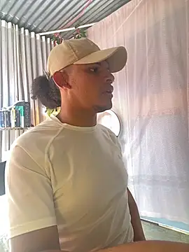 JaviCollins- online show from May 5, 2026, 1:58 pm