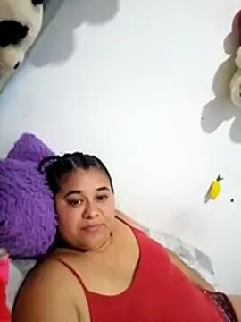 SUUGAR ISABELLA online show from April 24, 2026, 7:38 pm