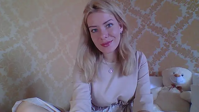 Snapshot of Softy_Aura_ chatting on July 25, 2026, 9:06 am Softy Aura online show from July 25, 2026, 9:06 am