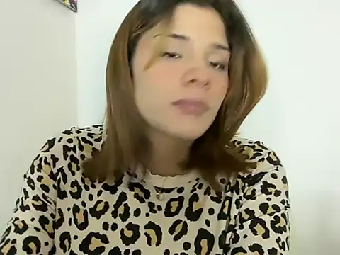 Im  molly6 online show from June 12, 2026, 11:24 pm