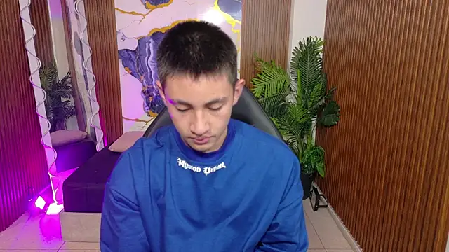 Andres Tay online show from May 26, 2026, 2:42 am