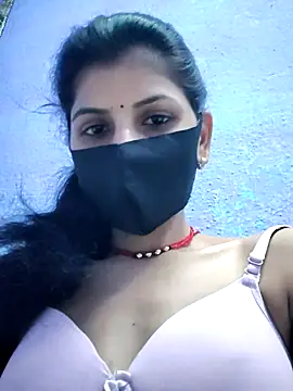 Snapshot of RUHI_1143 chatting on May 20, 2026, 4:15 pm RUHI 1143 online show from May 20, 2026, 4:15 pm