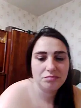 SanemCrems online show from May 18, 2026, 4:07 am