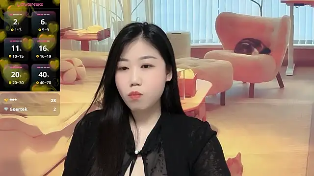 F-Yuwei online show from April 25, 2026, 1:41 pm