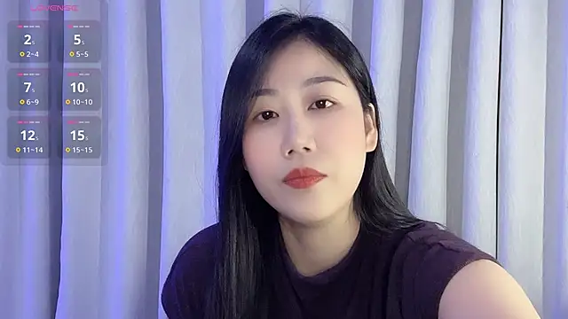 F-Yuwei online show from May 6, 2026, 10:30 am